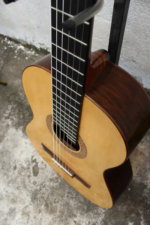 Violão Imbuia e Abeto Alemão — foto 1