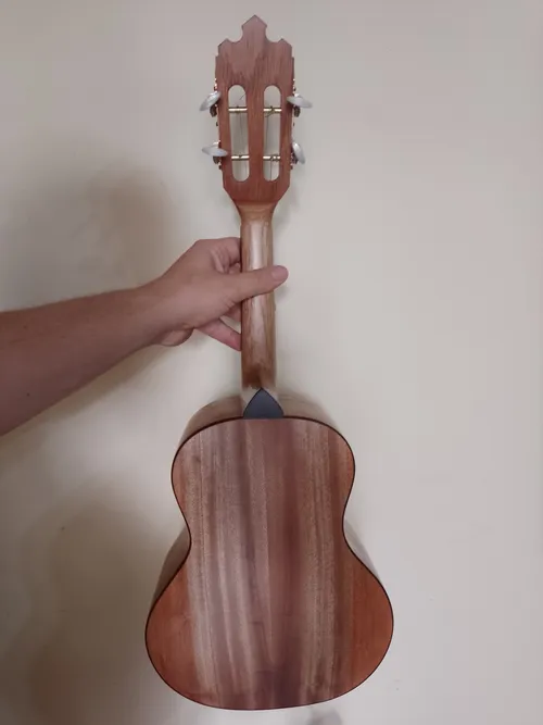 Cavaquinho de Mogno Africano e Abeto Alemão — foto 4