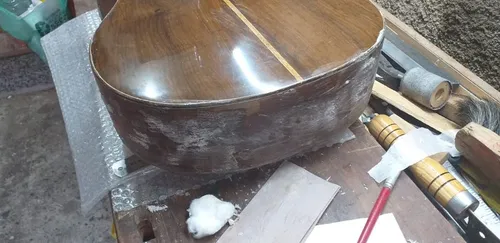 Restauração — Troca de tampo em Violão Brandini — foto 7