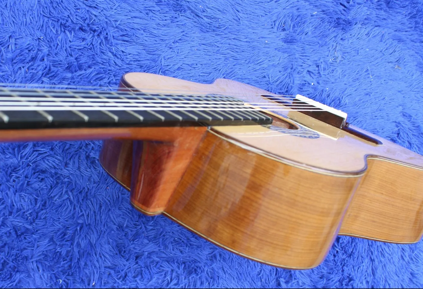 Violão Brandini em Imbuia e Abeto Alemão, já vendido
